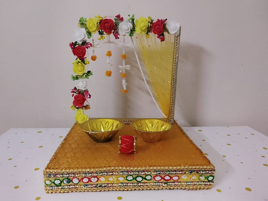 Floral Arch Mehndi Décor Tray – Handmade Traditional Setup