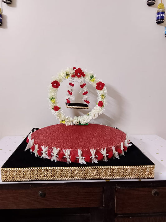 Mini Floral Swing Display on Decorated Base – Handmade Wedding Table Décor