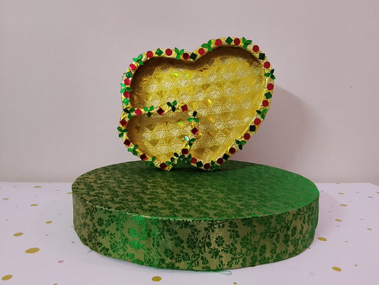 Heart-Shaped Decorative Tray Set – Golden with Multicolor Detailing